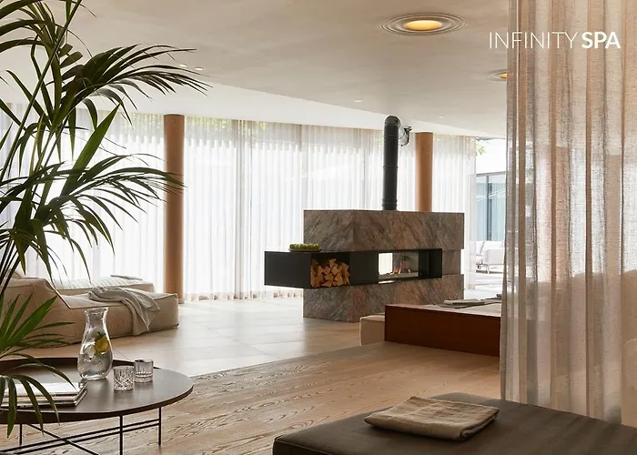 Infinity & Conference Munich 4*