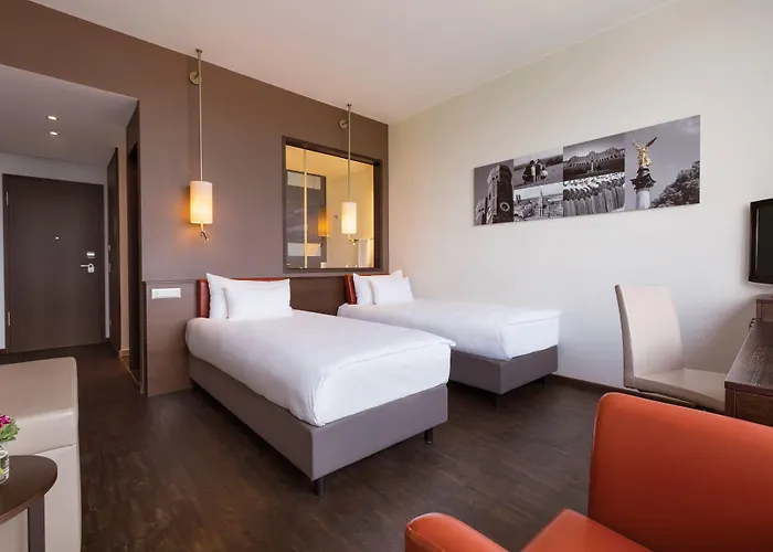 Infinity & Conference Munich 4*