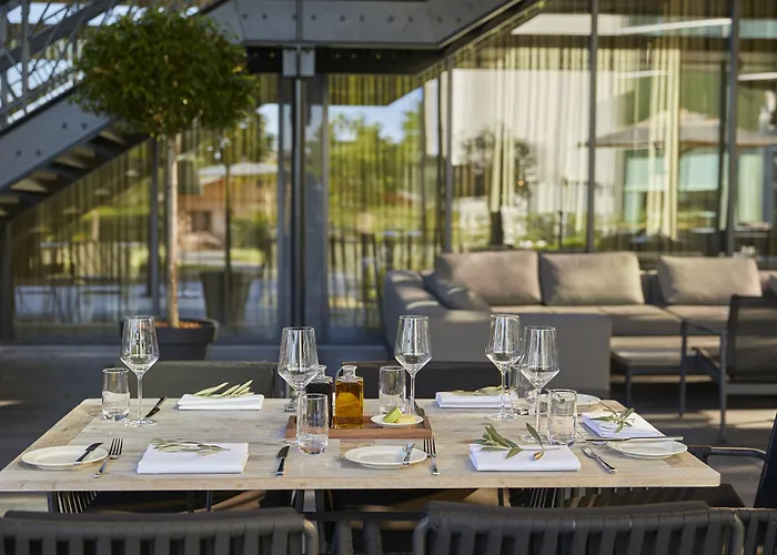 Hotel Infinity & Conference Munich 4*
