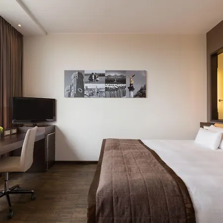 Hotel Infinity & Conference Munich 4*
